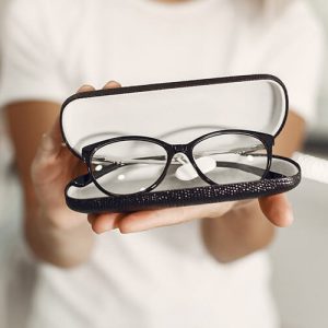 Okulary - Optyk - Optometrysta - Gabinet optyczny - Okulista - Okulary z dowozem do domu - Salon optometrystyczny - soczewki - okulary - oprawki okularowe - Bydgoszcz